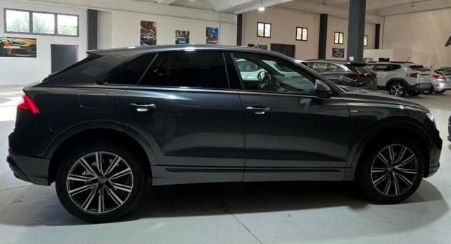 Audi Q8 50 TDI 286 CV quattro tiptronic Sport - Foto 6
