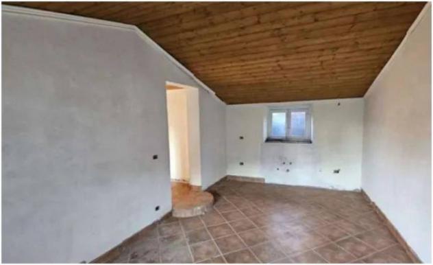 Immobile in asta di 77 m², box auto in vendita a Azzio - Foto 6