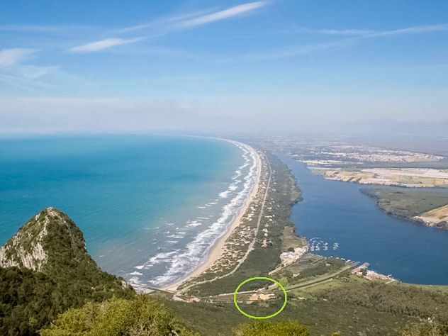 Sabaudia nel parco del Circeo a 100 m mare (5 minuti comodamente a piedi)