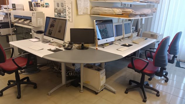Vendo scrivanie operative Styloffice con cassettiera e poltroncine. - Foto 6