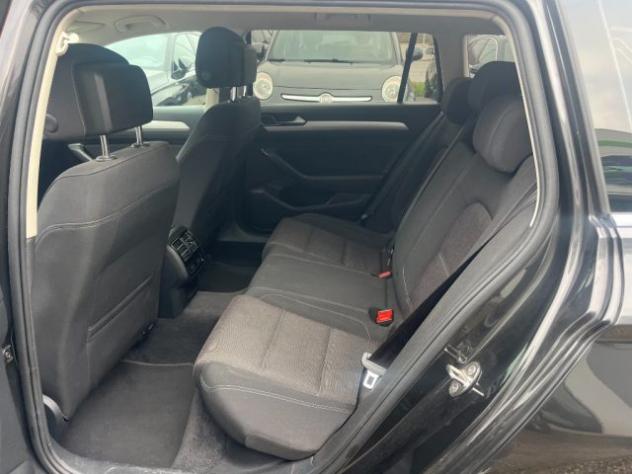 VOLKSWAGEN Passat Variant 2.0 TDI DSG Business BlueMotion Tech rif. 23402503 - Foto 8