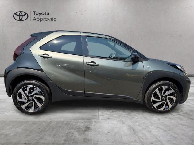 Toyota Aygo X 1.0B (72 CV) Trend S-CVT - Foto 4