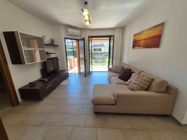 Villino a schiera in ottime condizioni, abitabile subito - Foto 2