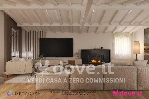 Appartamento di 200 m² con più di 5 locali in vendita a Supino