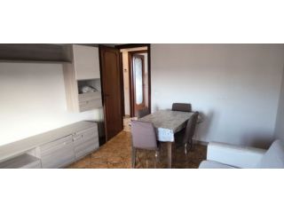 ALESSADRINO TRILOCALE CON TERRAZZO