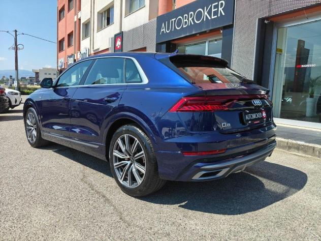 Audi Q8 50 TDI 286 CV quattro tiptronic Sport - Foto 6