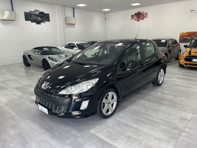 Peugeot 308 5p 1.6 hdi 110cv