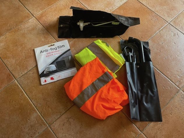 Pneumatico nuovo + kit emergenza auto - Foto 2
