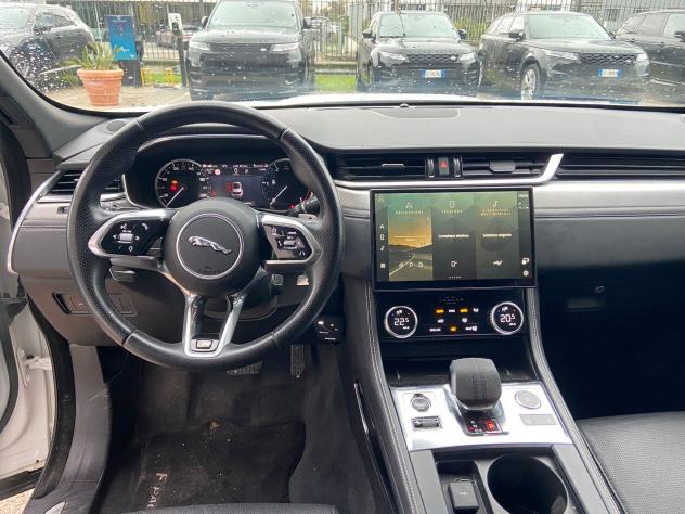 Jaguar F-Pace F-Pace 2.0 D 163 CV AWD aut. SE - Foto 4