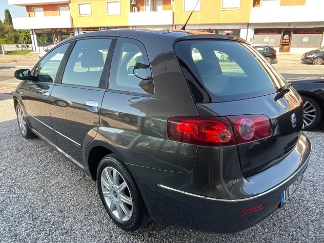 Fiat Croma 1.9 Multijet Dynamic - Foto 6