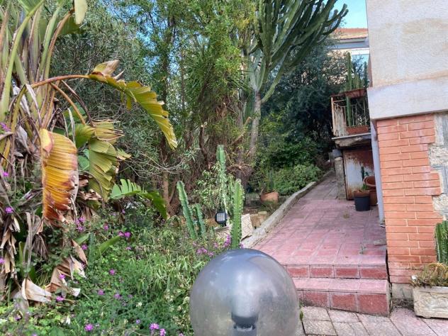 SAN LEONO VIA DEI GIARDINI VILLA MQ.250 CIRCA CON AMPIO GIARDINO - Foto 19