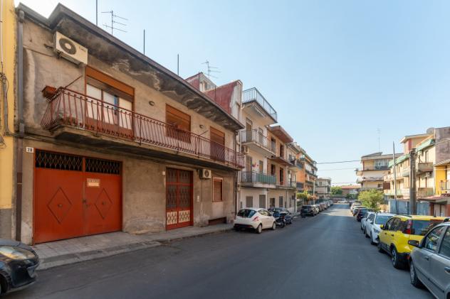 Pentalocale in vendita a Misterbianco