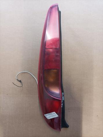 FANALE POST. SX (FONDO NERO) 999-U1304128 Parti elettriche  Fanaleria  Fanali  Fanale post. sx. FIAT - PUNTO III - 01-06-2003 - 01-02-2007, FIAT - PUN