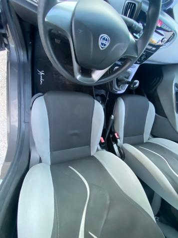 Lancia Ypsilon 1.3 MJT 16V 95 CV 5 porte S&S Silver - Foto 9