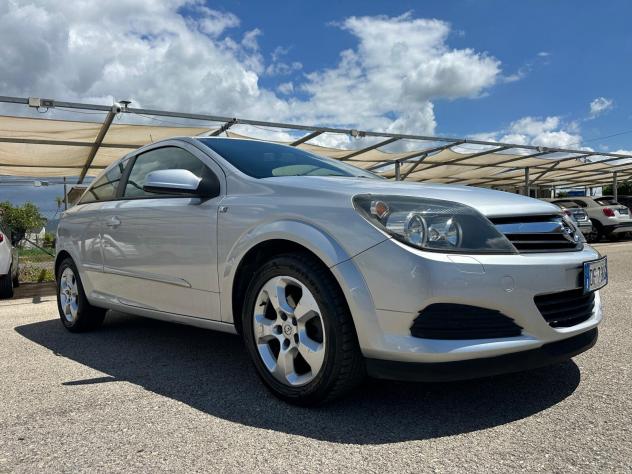 Opel Astra GTC 1.3 Diesel
