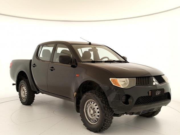 Mitsubishi L200 2.5 136CV Double Cab Invite - Foto 3