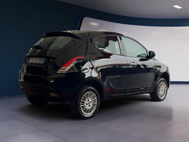 Lancia Ypsilon Ypsilon 0.9 Twinair 85cv metano Ecochic - Foto 4