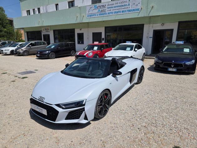 AUDI R8 V10 SPYDER QUATTRO PERFORMANCE - Foto 3