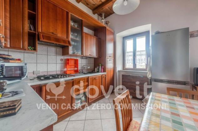 Appartamento di 100 m² con 3 locali e posto auto in vendita a Casciago - Foto 4