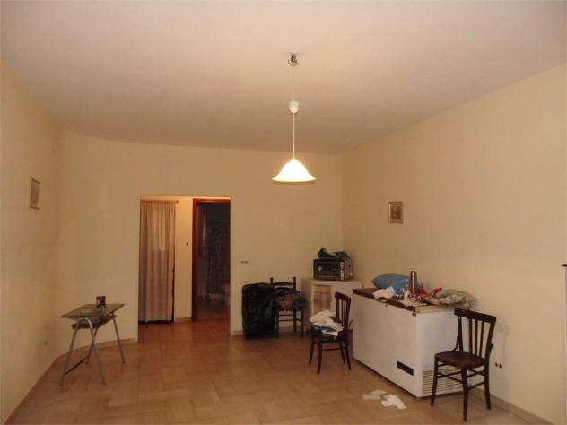 V001607 - VENDESI STABILE DI 680 MQ SU 4 LIVELLI - Foto 4