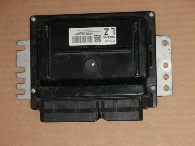 MEC37300 ECU CENTRALINA MOTORE NISSAN MICRA LZ MEC37-300