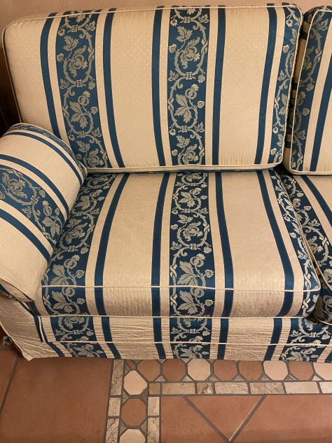 divano e due poltrone - Foto 5