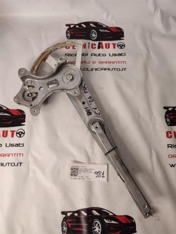 ALZACRISTALLO ELETTRICO POST. SX TOYOTA Corolla Verso 2° Serie 698400F010 (0409)