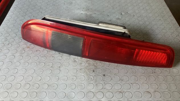 Fanali posteriori Ford Focus SW del 2006 - Foto 3