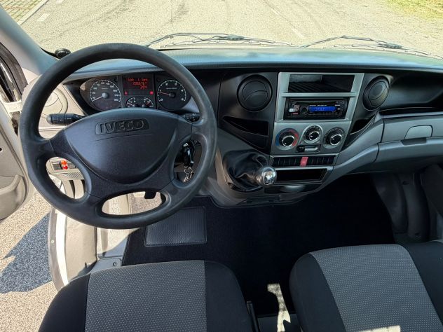 Iveco Daily 35C11 – RIBALTABILE TRILATERALE - Foto 9