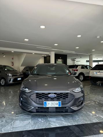 Ford Focus 1.5 EcoBlue 115 CV automatico 5p. ST-Line - Foto 2