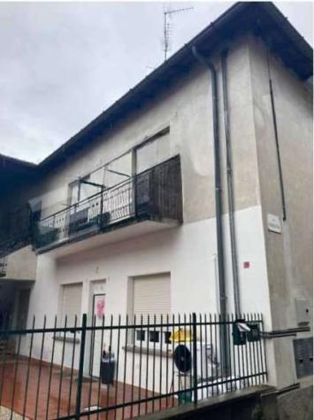 348/2025 U VA - Trilocale in asta a Vergiate