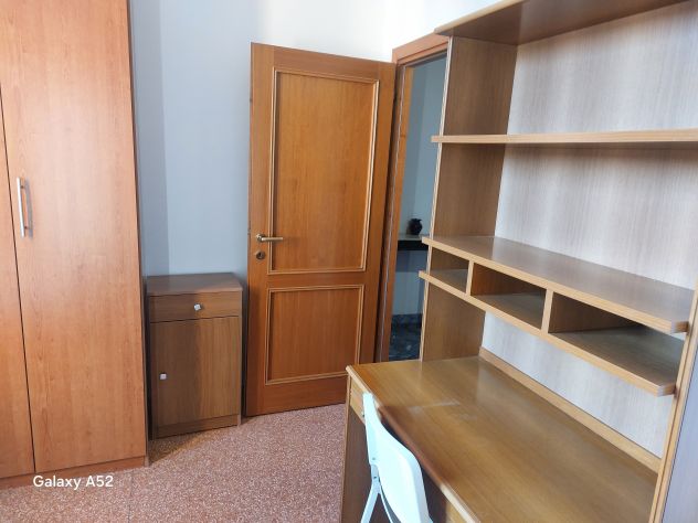 LUMINOSA CAMERA SINGOLA PIAZZA UNITA BOLOGNA 370 euro mensili. - Foto 3