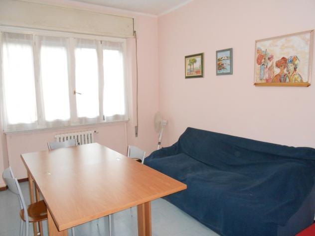 Stanza in appartamento in affitto a Pavia