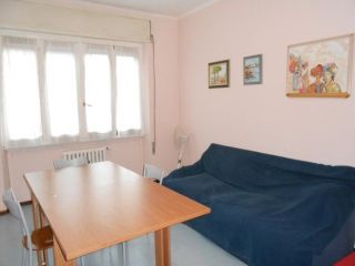 Stanza in appartamento in affitto a Pavia