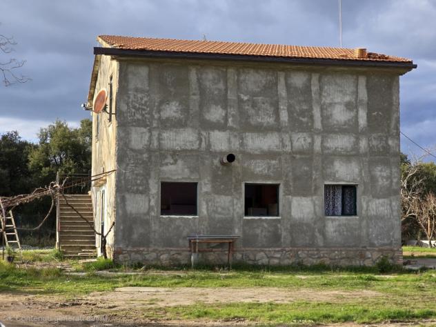Rustico in vendita a Roccastrada