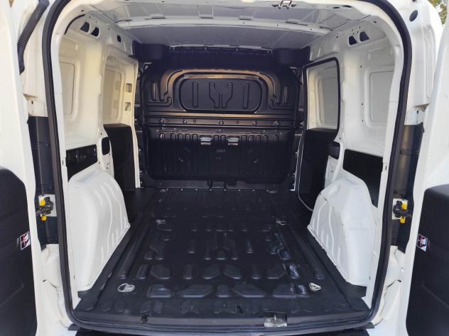 Fiat Doblo Dobl1.6 MJT 120CV S&S Lounge - Foto 8