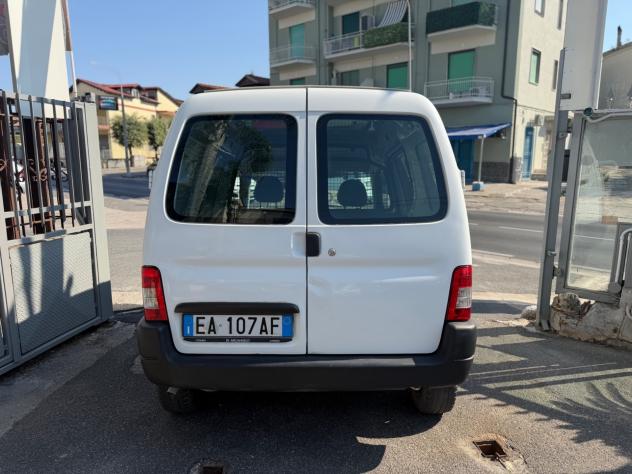 Citroen Berlingo 1.4 4p. Bi Energy M 20 First Van - Foto 5