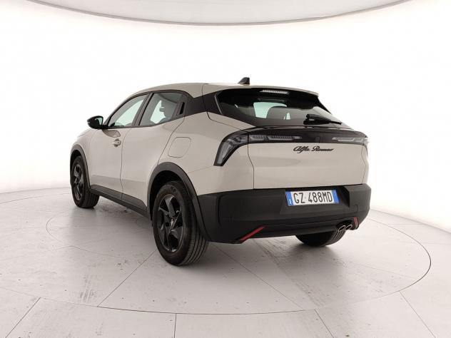 Alfa Romeo Junior Ibrida My25 Ibrida 1.2145cv Hybrid Edct6 - Foto 4