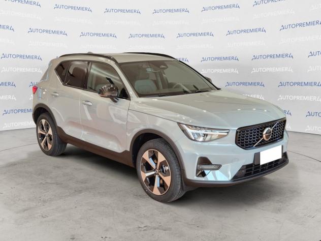 Volvo XC40 B3 automatico Plus Dark - Foto 2