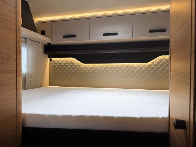 NUOVO - Knaus Live Wave 650 MG Platinum Selection - Foto 8