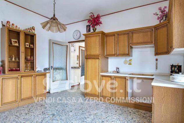 Casa indipendente di 630 m² con più di 5 locali in vendita a Gandino - Foto 6