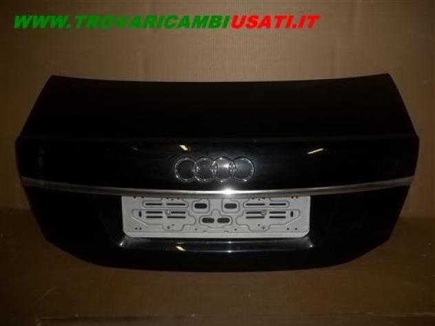 COFANO POST. NERO MET.- CON PROF. CROM AUDI A6 (4F) 4 porte  Carrozzeria  Lamierati esterni  Cofano  Cofano ant. AUDI - A6 4 porte - 01-10-2008 - 01-0