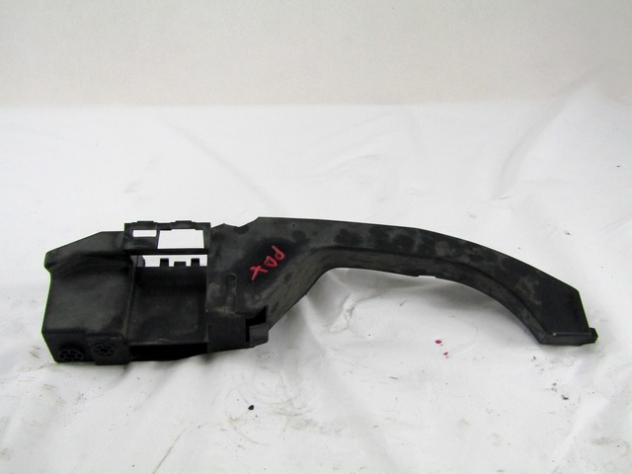05182278AB SUPPORTO PARAURTI POSTERIORE LATO DESTRO LANCIA THEMA 3.0 D 176 KW AUT 5P (2013) RICAMBIO USATO