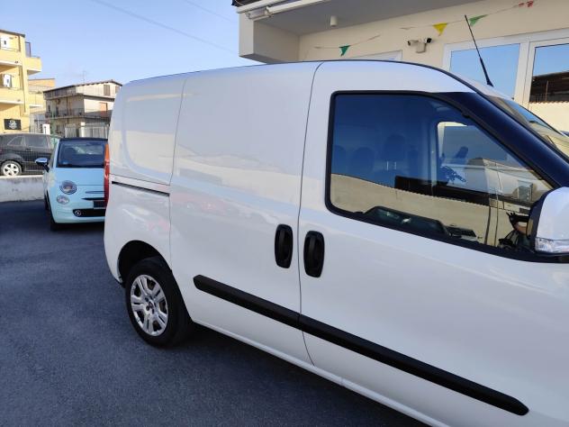Fiat Doblo Dobl1.6 MJT 120CV S&S Lounge - Foto 4