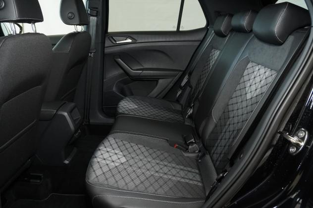 Volkswagen T-Cross 1.0 TSI DSG R-Line Plus 115CV - Foto 8