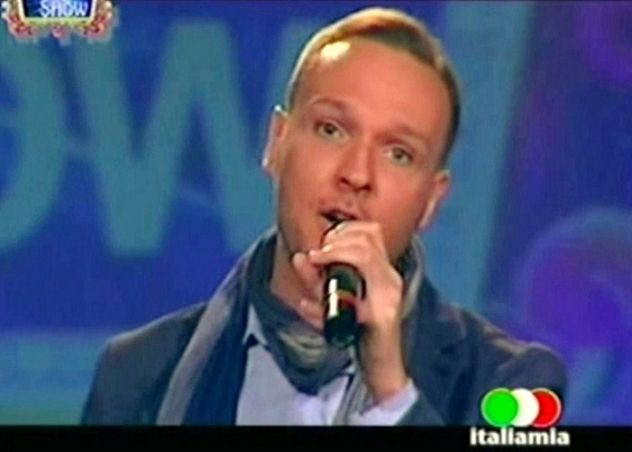 PIANOBAR-KARAOKE-BALLI VARI PER FESTE E CERIMONIE E LOCALI da 100 a 250 euro