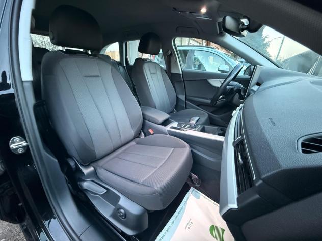 Audi A4 Avant 30 TDI/136 CV S tronic Business Advanced - Foto 7