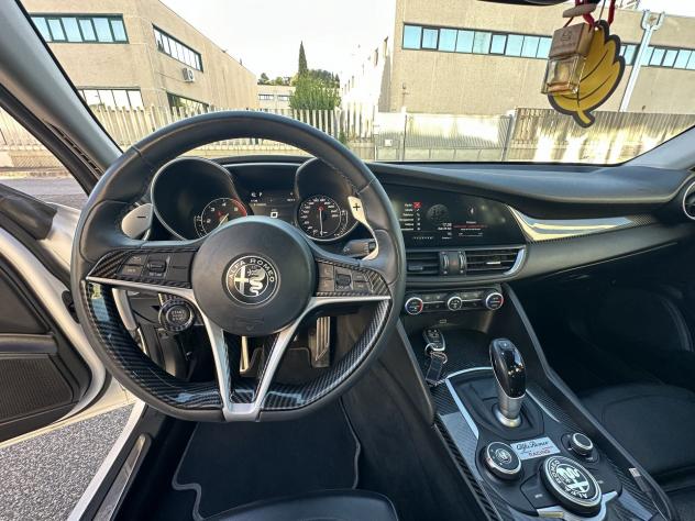 Alfa Romeo Giulia 2.2 Turbo AT8 210CV AWD Q4 Veloce - Foto 9