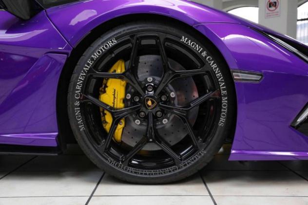 LAMBORGHINI Revuelto STYLE PACK|CARBOCERAMIC BRAKE|GRIGLIA TITANIO rif. 23941769 - Foto 9