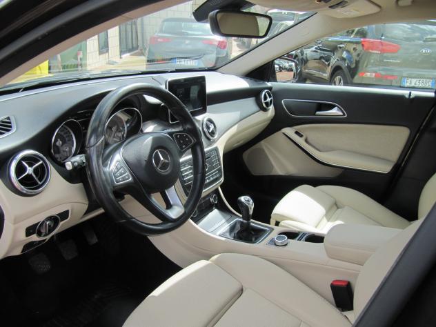 Mercedes-benz GLA 180 d Executive - Foto 9